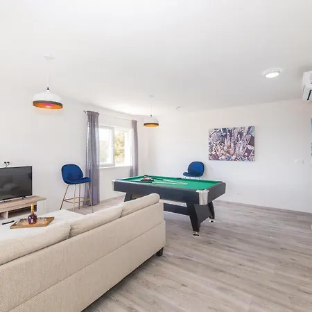 Cozy In With Wifi * Trogir