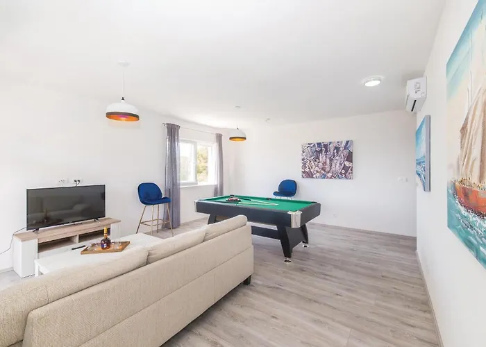 Cozy In With Wifi * Trogir