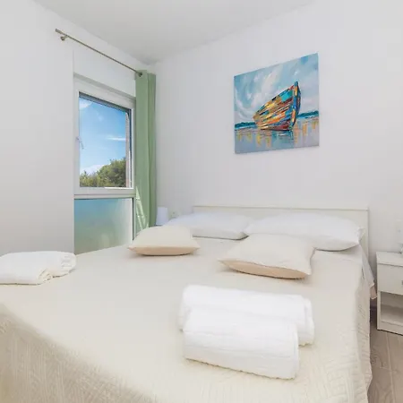 Holiday home Cozy In With Wifi Trogir