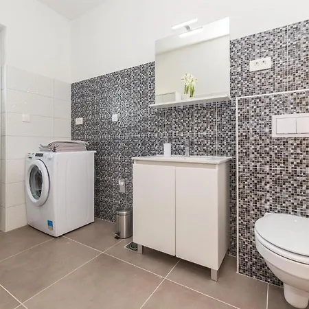 Holiday home Cozy In With Wifi Trogir